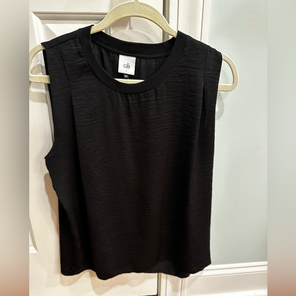 Complete Top - Black - Item #4181 - size Small - EUC